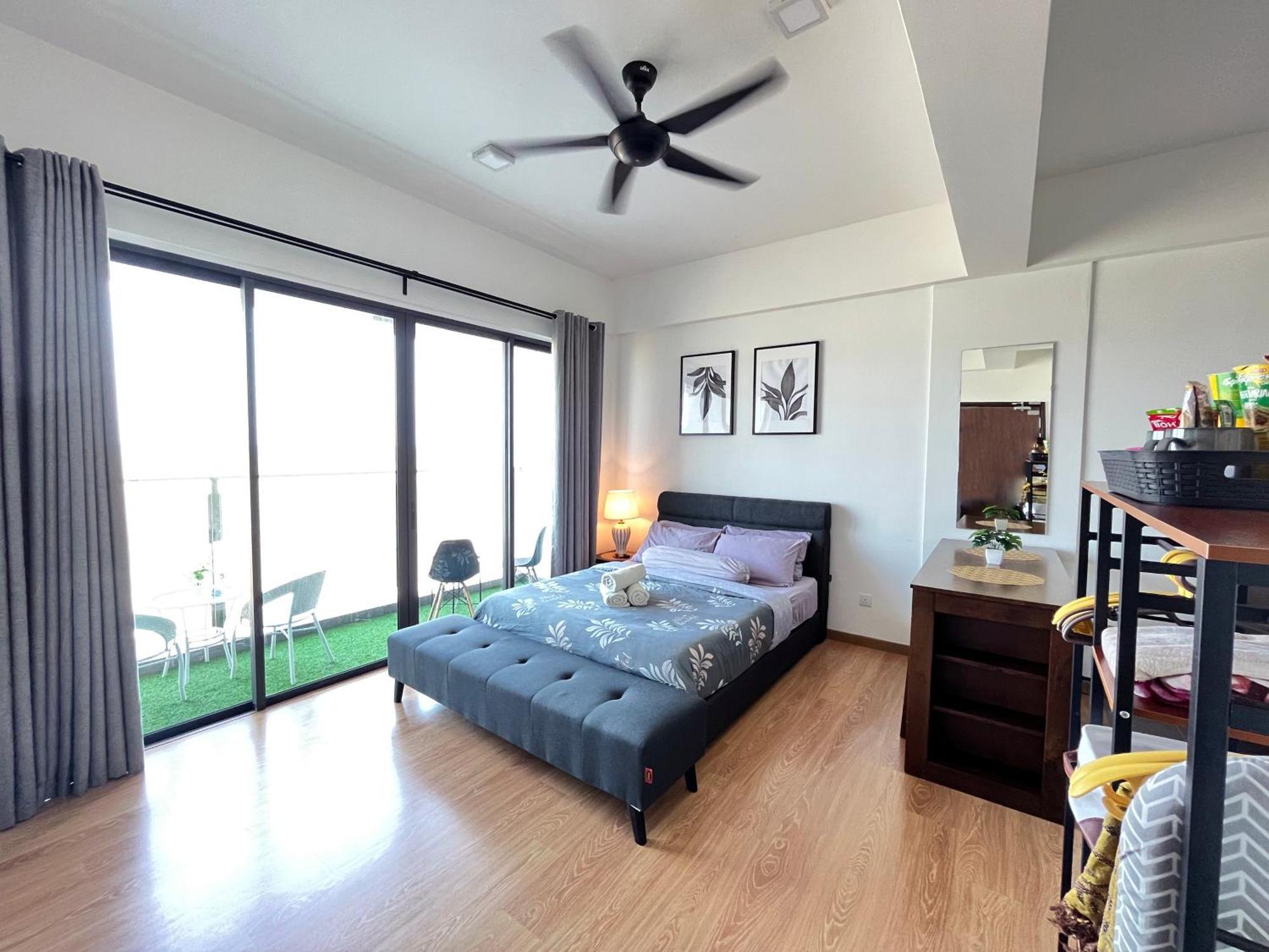 Kuantan Imperium Seaview Cityview By Avenzee Екстериор снимка