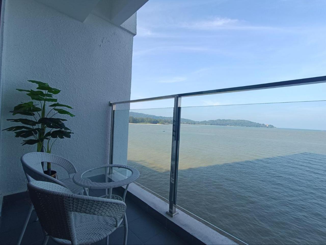 Kuantan Imperium Seaview Cityview By Avenzee Екстериор снимка